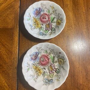 2 Johnson Brothers Sheraton 5 1/8” Fruit Bowls